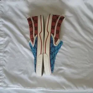 Mens Gucci tennis 1977 slip-on sneaker size 9 blue green red Gucci | Shoes | Mens Gucci Tennis 977 Slipon Sneaker Size 9  main image 2